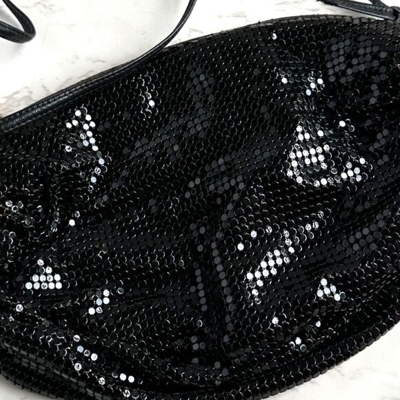 Vintage Whiting & Davis Black Metal Mesh Cross-Body Evening Bag With Heart Charm - Picture 6 of 8